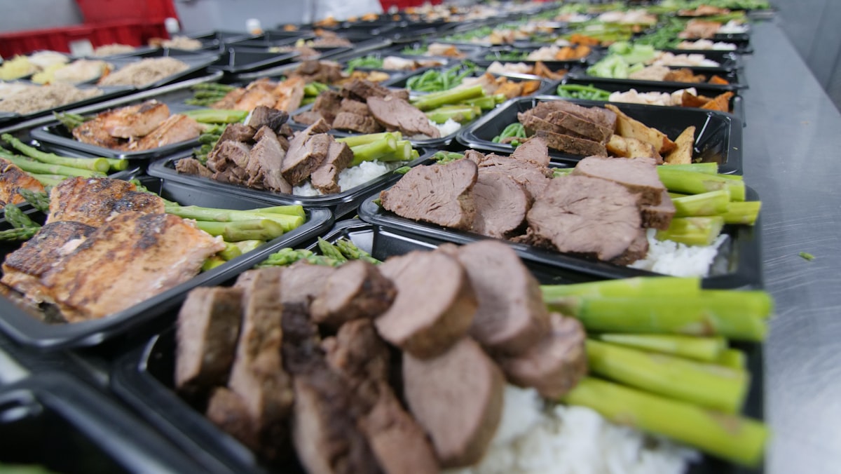 Protein-rich meal and fitness training