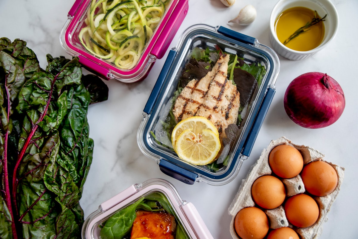 Protein-rich meals and balanced nutrition